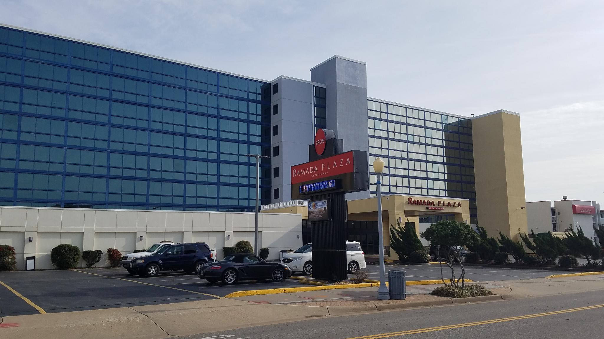 Ramada Plaza By Wyndham Virginia Beach Oceanfront Hotel Exterior photo