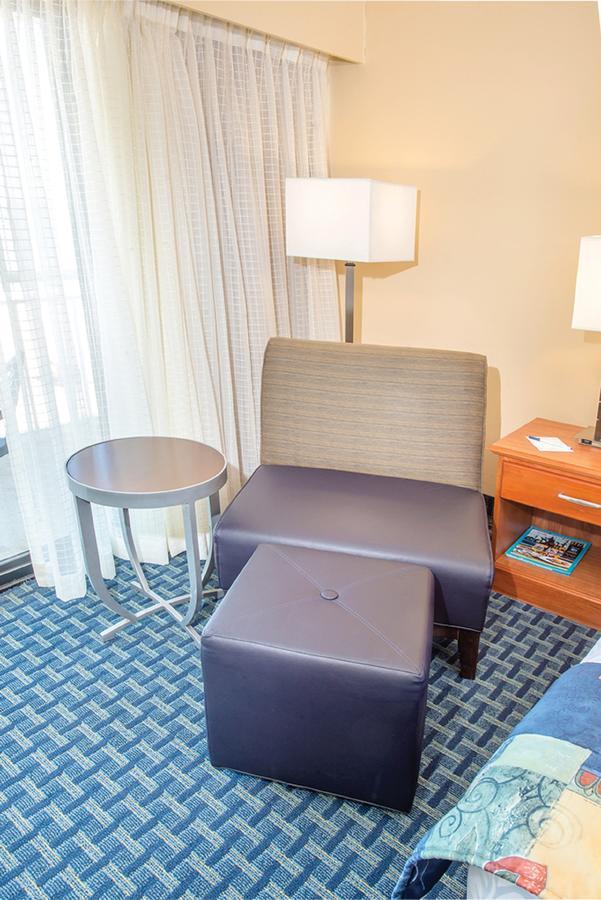 Ramada Plaza By Wyndham Virginia Beach Oceanfront Hotel Room photo